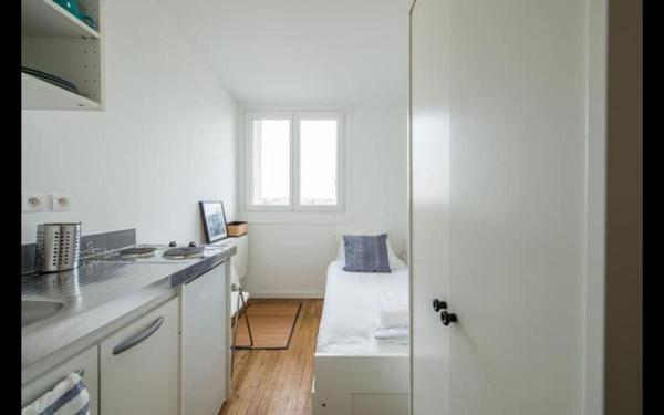 Appartement à louer    1 pièce •  Paris 17