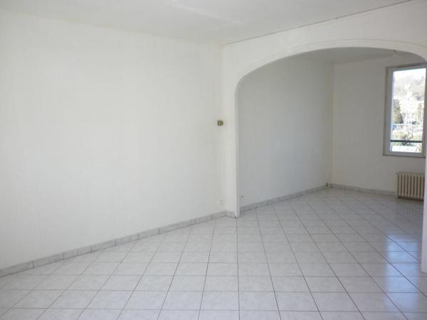 Maison à louer    2 pièces •  Coulommiers