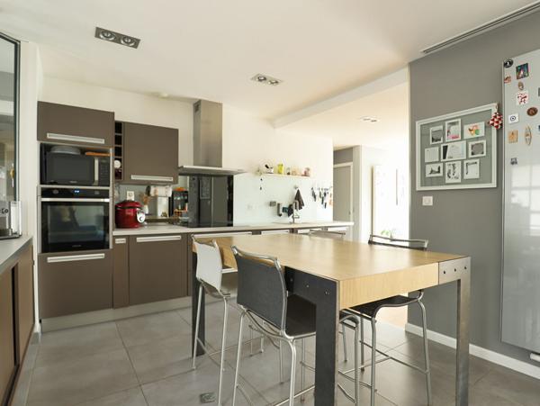 Maison Meyzieu, limite Genas, 170 m², belles prestions, coup de coeur assuré, piscine, cuisine d'ete