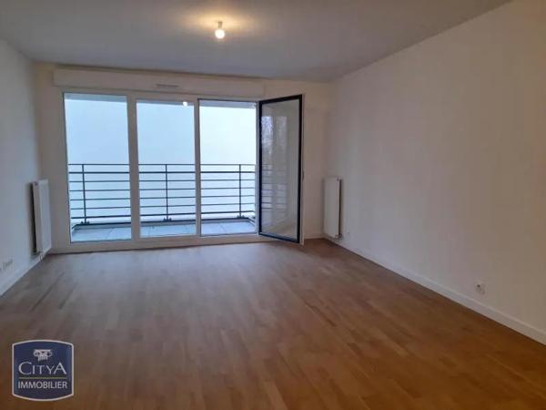 Appartement à louer 2 pièces 46.61m² Thiais (94320)