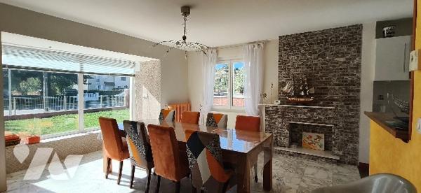 Villa familiale de 106m² avec sous-sol complet et jardin, proche plage et commerces à STELLA-PLAGE