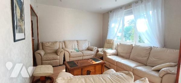 Villa familiale de 106m² avec sous-sol complet et jardin, proche plage et commerces à STELLA-PLAGE