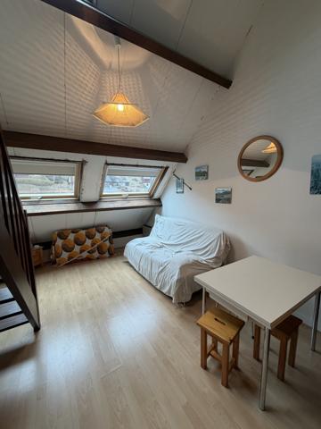 DUPLEX AVEC GARAGE FERME