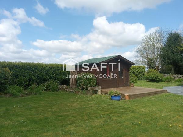 LENNON (29190) : Calme, proche commodités et axe routier