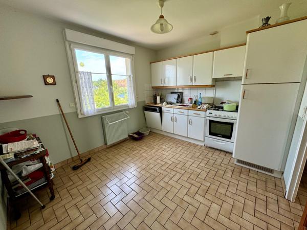 Pavillon sur sous-sol 3 chambres sur terrain de 536m2