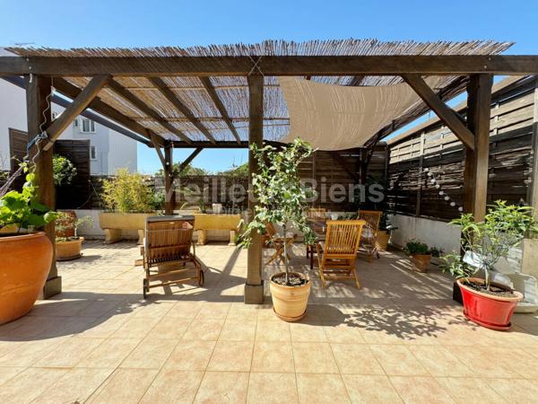 maison vigneronne en plein centre. VIDEO SUR DEMANDE