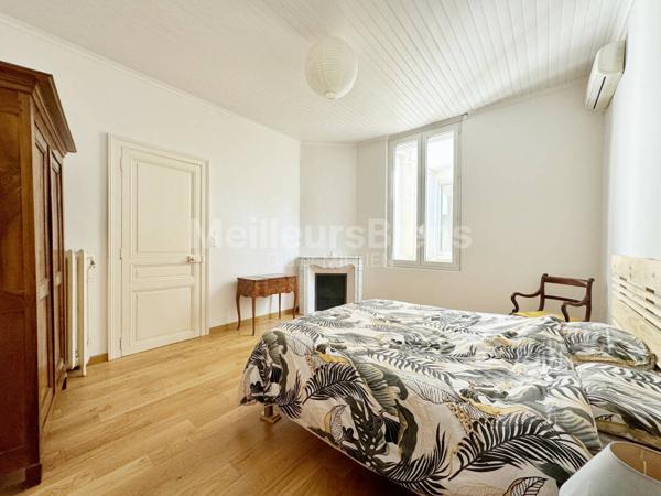 maison vigneronne en plein centre. VIDEO SUR DEMANDE