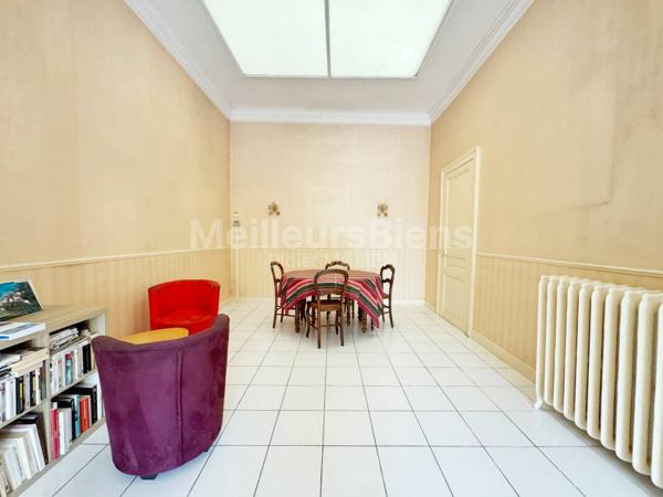 maison vigneronne en plein centre. VIDEO SUR DEMANDE