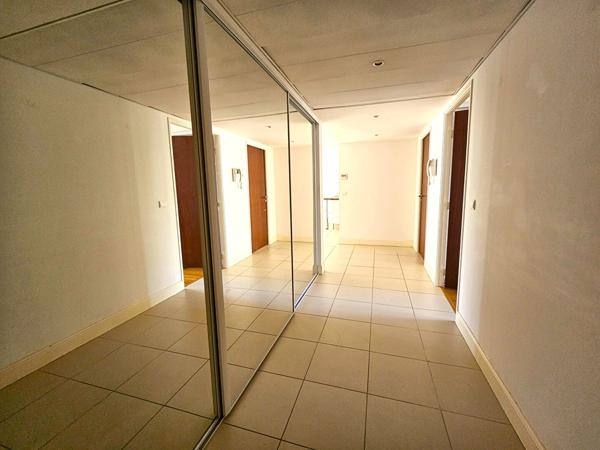 Appartement T3 traversant 73,15 m² avec parking en sous-sol , Arcachon