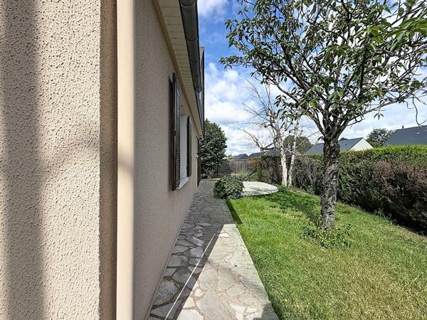 Maison Rives Du Loir En Anjou 5 pièce(s) - Plain-pied en exclusivité