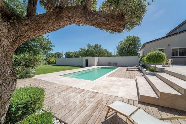 Propriété d'exception composée de deux villas indépendantes avec piscines sur parc paysagé de 4 500