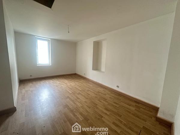 Immeuble 167 m² à Laon 02000