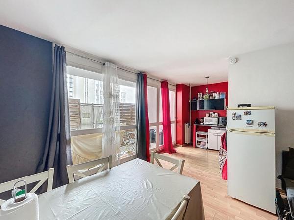 A VENDRE PROCHE DES FACULTÉS - APPARTEMENT - T2- 47M2 - 1 CHAMBRES  - ASCENSEUR - BALCON - GARAGE - CAVE