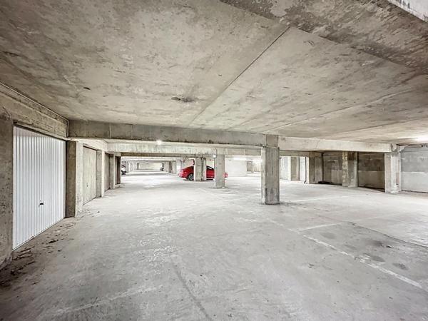 A VENDRE PROCHE DES FACULTÉS - APPARTEMENT - T2- 47M2 - 1 CHAMBRES  - ASCENSEUR - BALCON - GARAGE - CAVE