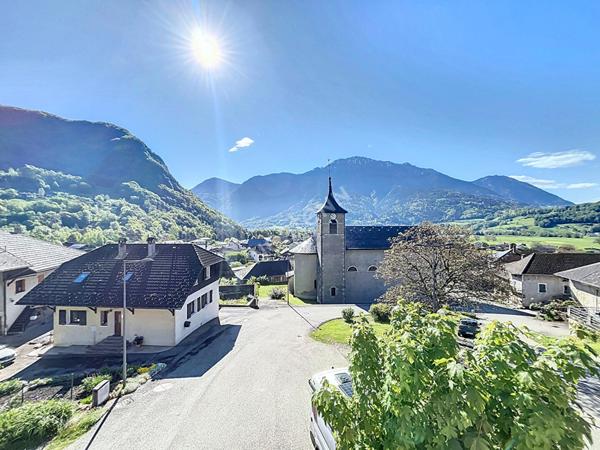Charmante maison de village, 3 pièces de 60 m² à vendre à Saint-Ferréol