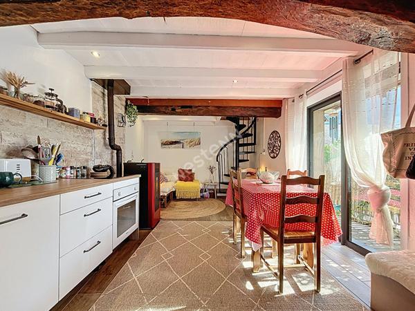 Charmante maison de village, 3 pièces de 60 m² à vendre à Saint-Ferréol