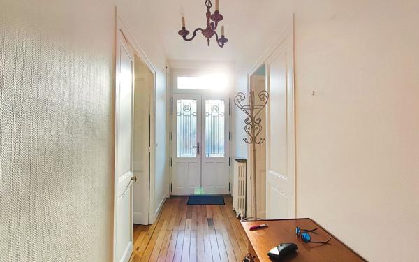 Maison à vendre    5 pièces • 132 m2 La Rochelle