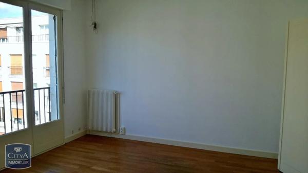 Appartement à louer 2 pièces 46.61m² Blois (41000)