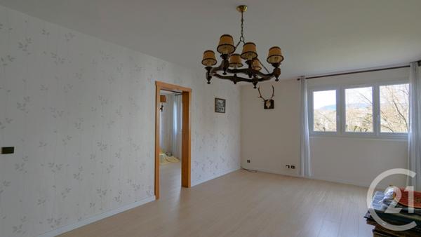 Appartement T5 à vendre  5 pièces - 100,28 m2 LA RAVOIRE - 73