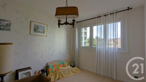 Appartement T5 à vendre  5 pièces - 100,28 m2 LA RAVOIRE - 73