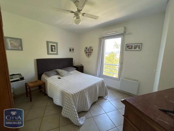 Appartement à louer 2 pièces 43.66m² La Seyne-sur-Mer (83500)