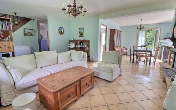 Maison à vendre    9 pièces •  Le Mée-sur-Seine