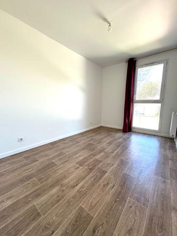 Très bel appartement de 4 pièces + Asc + Balcon + Box double!!!