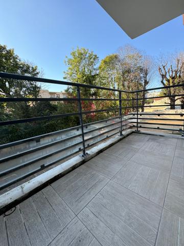 Très bel appartement de 4 pièces + Asc + Balcon + Box double!!!