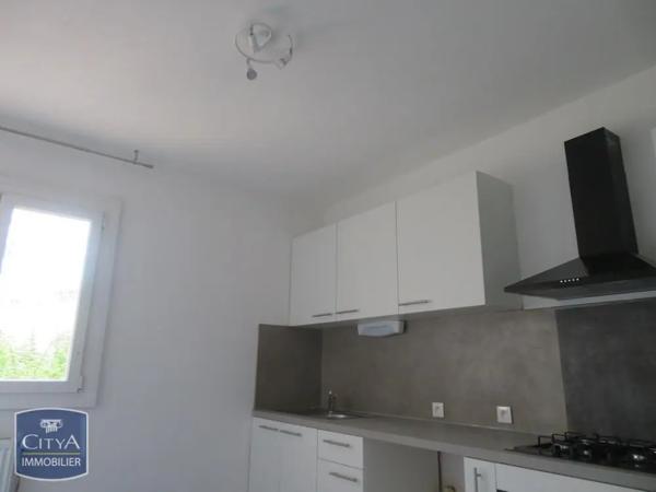 Appartement à louer 2 pièces 51.62m² Carcassonne (11000)