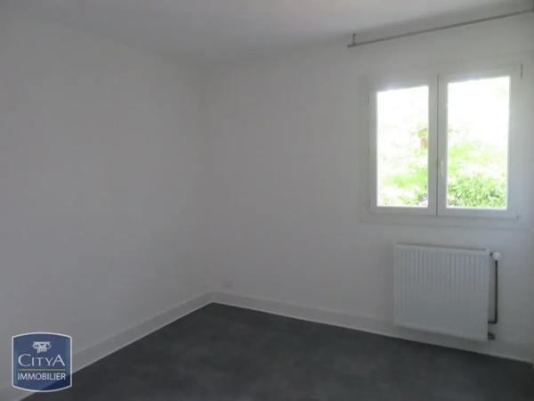 Appartement à louer 2 pièces 51.62m² Carcassonne (11000)