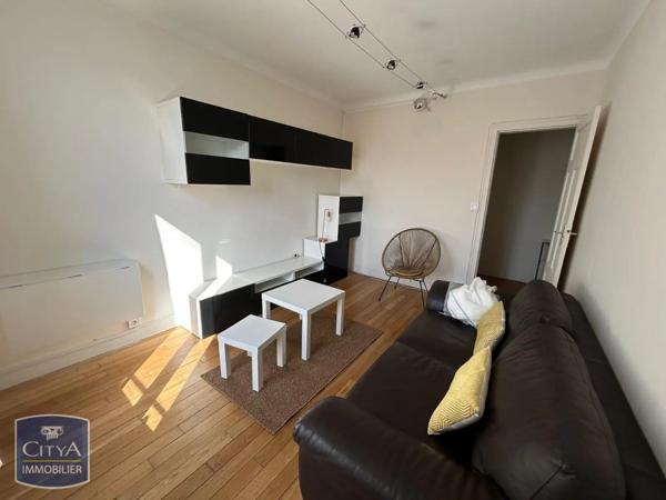 Appartement à louer 2 pièces 43.4m² Puteaux (92800)