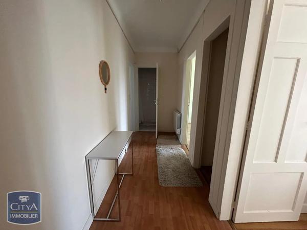Appartement à louer 2 pièces 43.4m² Puteaux (92800)