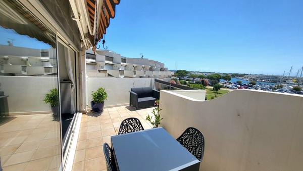 Exclusivité - Port-Camargue - Les Marinas -  T2  54m2 - Exposé Sud - Grande terrasse - Vue port
