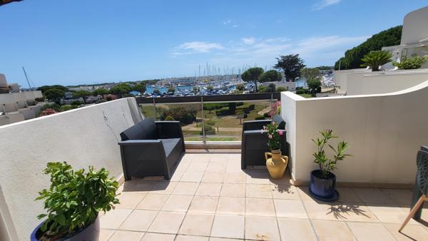 Exclusivité - Port-Camargue - Les Marinas -  T2  54m2 - Exposé Sud - Grande terrasse - Vue port