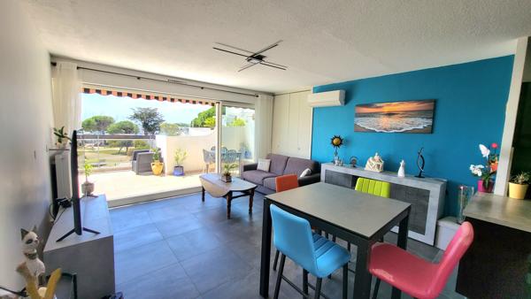 Exclusivité - Port-Camargue - Les Marinas -  T2  54m2 - Exposé Sud - Grande terrasse - Vue port