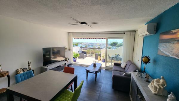 Exclusivité - Port-Camargue - Les Marinas -  T2  54m2 - Exposé Sud - Grande terrasse - Vue port