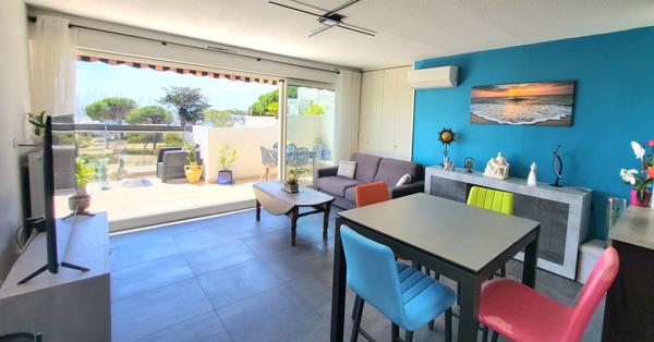 Exclusivité - Port-Camargue - Les Marinas -  T2  54m2 - Exposé Sud - Grande terrasse - Vue port