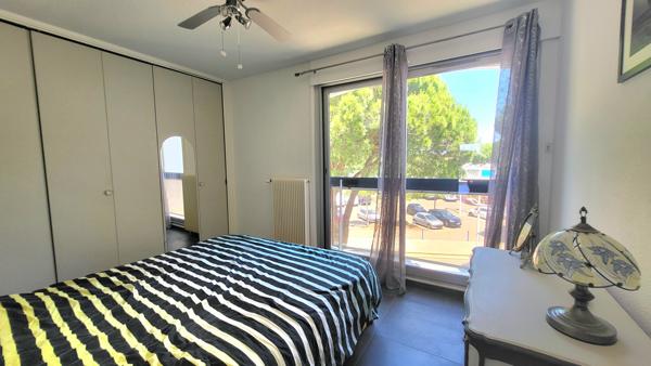 Exclusivité - Port-Camargue - Les Marinas -  T2  54m2 - Exposé Sud - Grande terrasse - Vue port