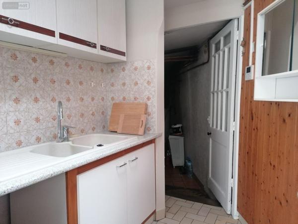 Maison à restaurer à vendre à Marans en Charente-Maritime (17230), ref : VD/599