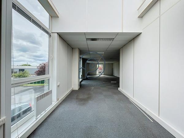 Roncq – Parc de l'Europe | Bureaux 264 m² ou 80 m² | Parkings inclus | À vendre