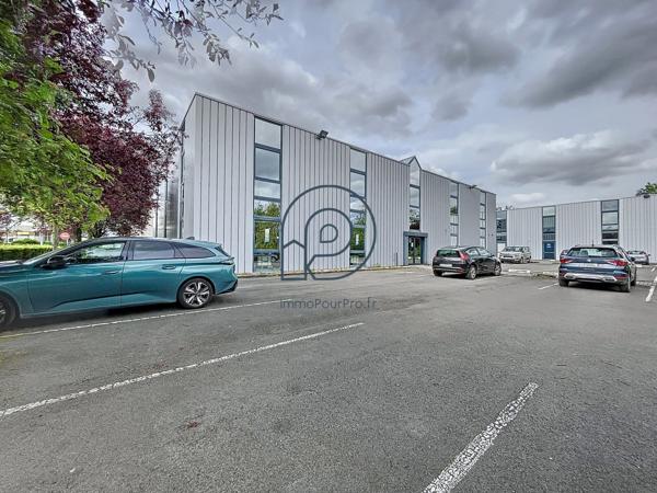 Roncq – Parc de l'Europe | Bureaux 264 m² ou 80 m² | Parkings inclus | À vendre