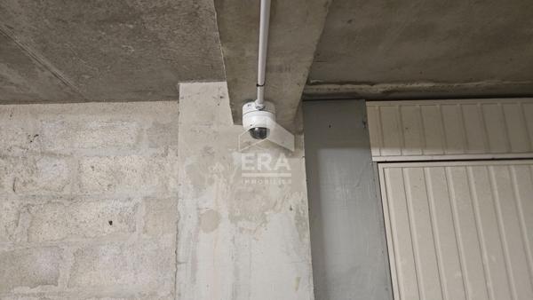 Garage box fermé avec élec. Martigues Jonquières 13 m2 dans résidence moderne sécurisée