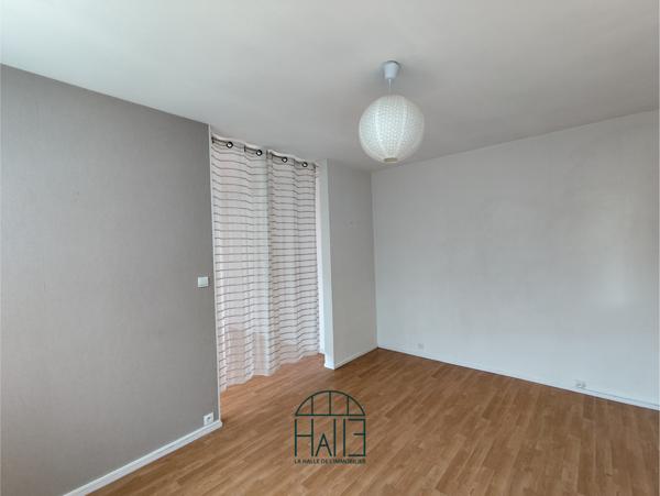 Appartement
         1 pièce
        - 38 m² Exclusivité 74 000 € *