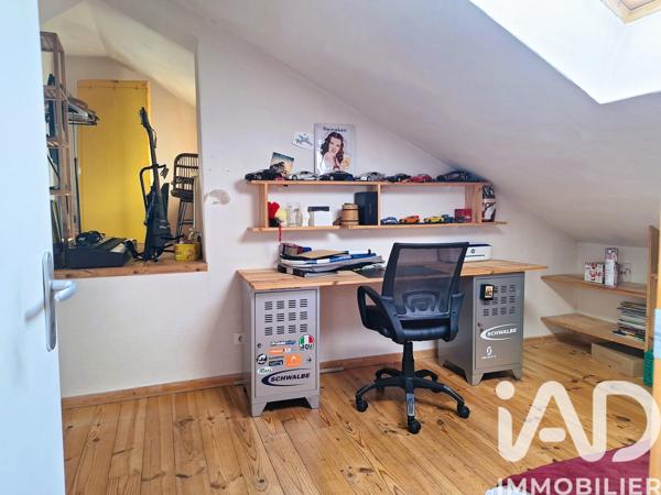Maison à vendre 7 pièces 229 m² Aurillac