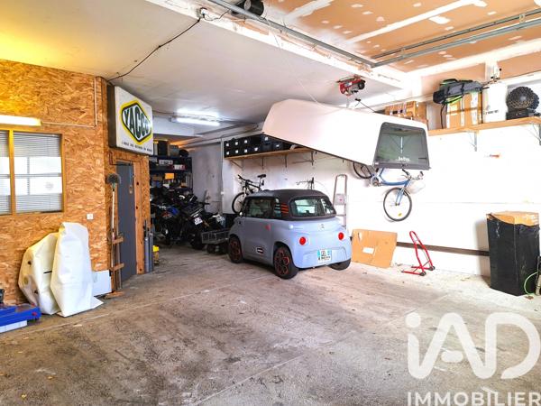 Maison à vendre 7 pièces 229 m² Aurillac