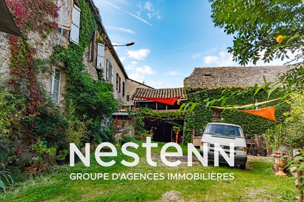 Propriété répartie sur un ensemble comprenant une habitation, un atelier et dépendances secteur du Viaur