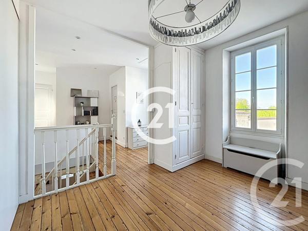 Maison à vendre  9 pièces - 288 m2 COGNAC - 16