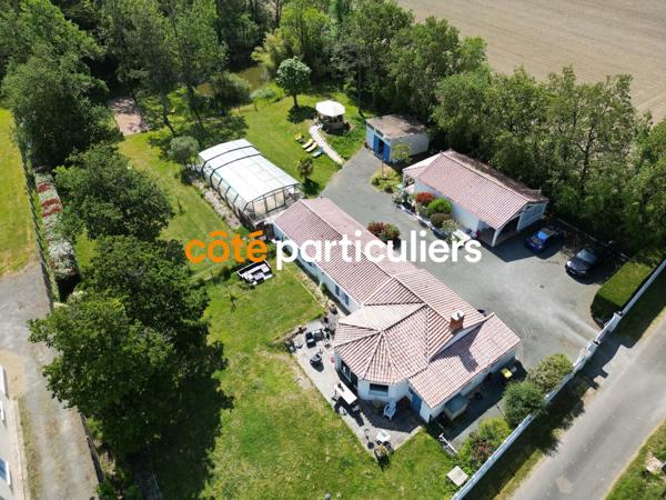 Vente Maison173 m² - 6 Pièces - SALLERTAINE (85300)