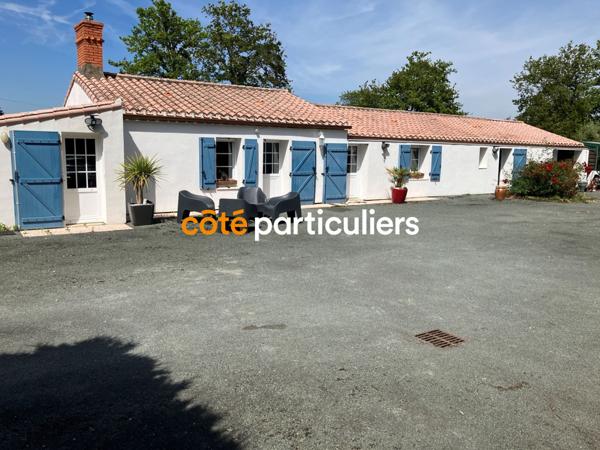 Vente Maison173 m² - 6 Pièces - SALLERTAINE (85300)