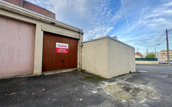 Stationnement à vendre    Saint-Quentin